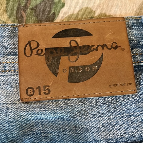 PEPE Jeans BENNY style Size 42 Men's Denim Shorts Broken-In Soft Slight Distress - Picture 14 of 16